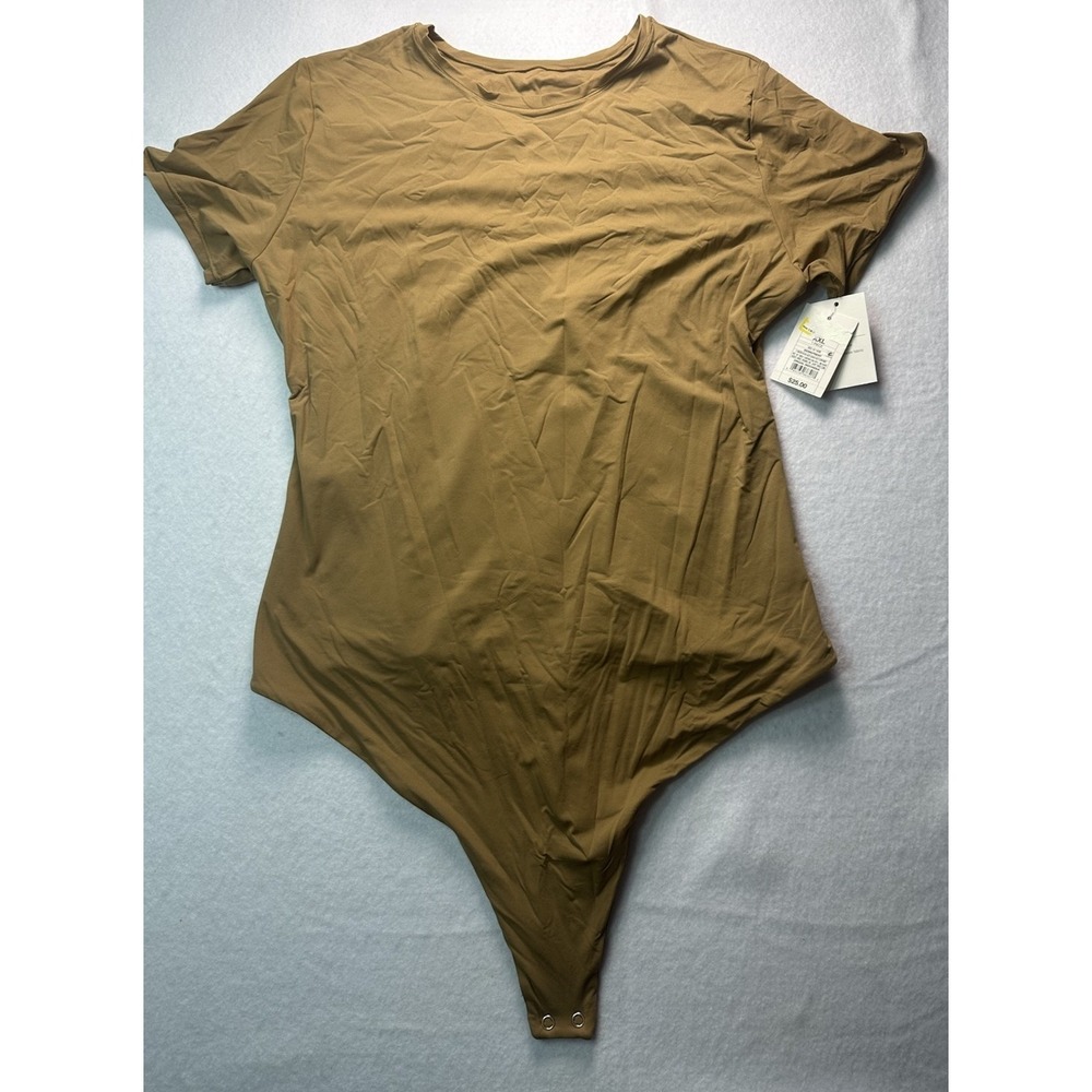 Auden Women's Short Sleeve Bodysuit Brown XXL Solid Snap Button